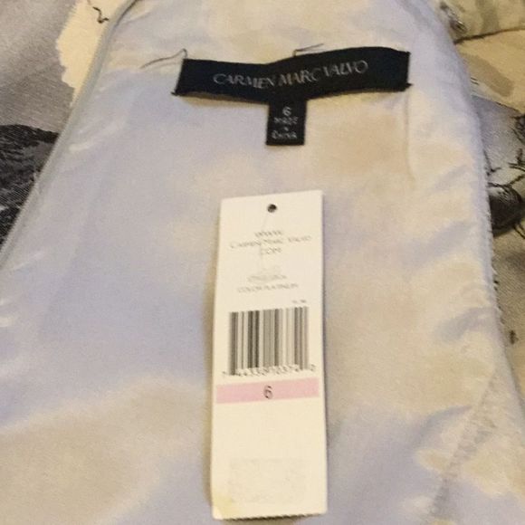 Carmen Marc Valvo Sleeveless Floral-Print - Picture 8 of 8